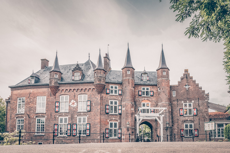 Borrelen-bij-een-kasteel